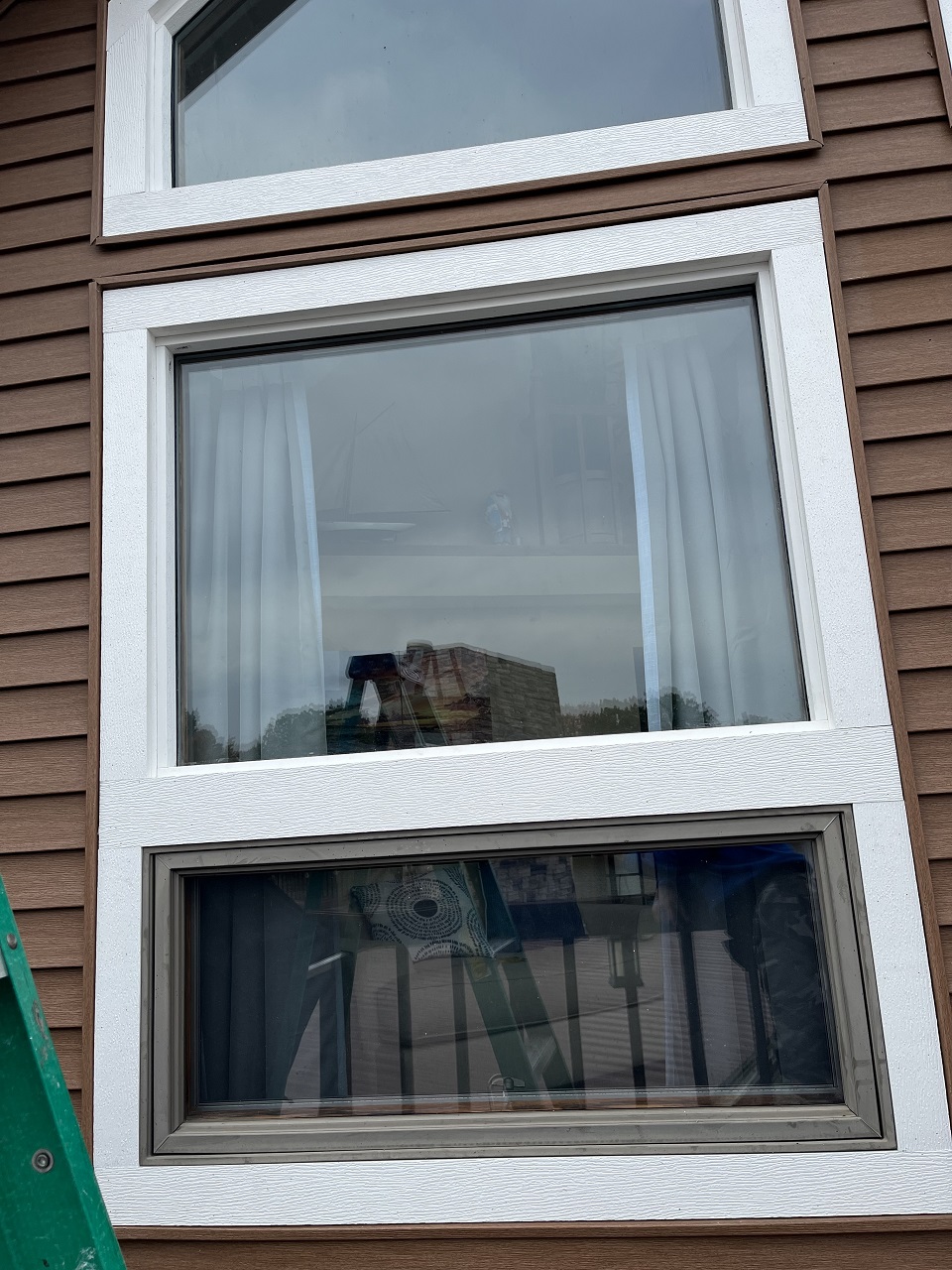 Rotten window before and after work